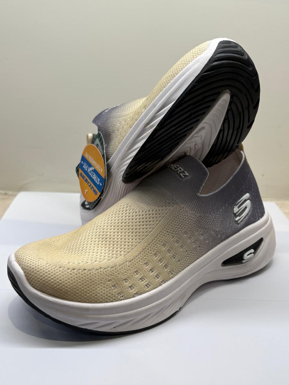 Skechers Grey & Cream Sneakers